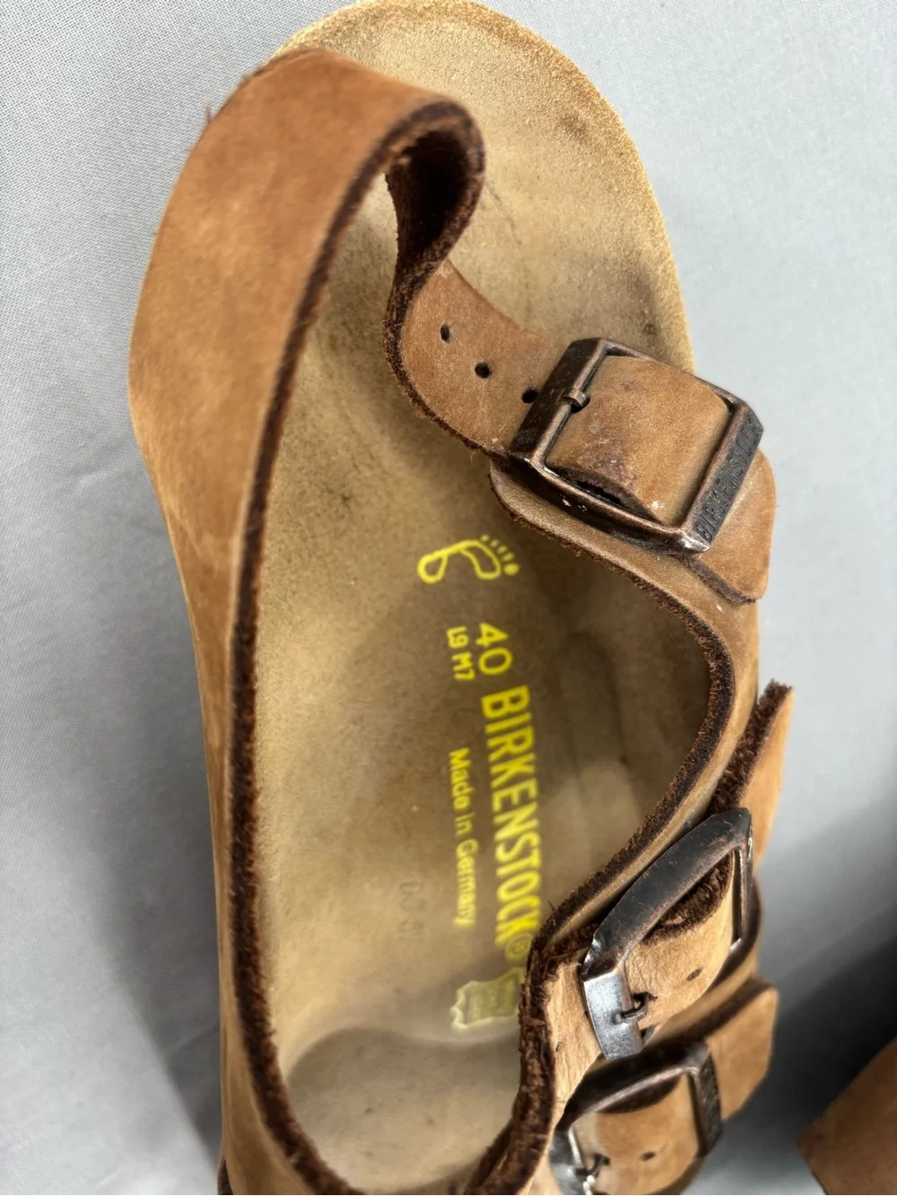 🤎 Birkenstock Arizona Suede Two-Strap Sandals – Tan/Taupe